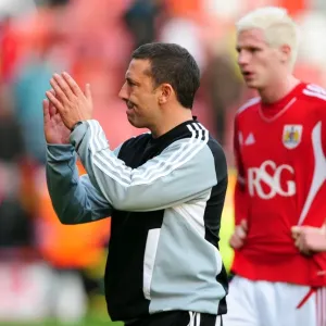 Derek McInnes Leads Bristol City in Championship Game vs. Birmingham City at Ashton Gate Stadium - 23/10/2011