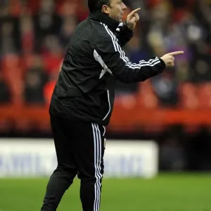 Derek McInnes Leads Bristol City Against Leicester City in Championship Clash, January 2013