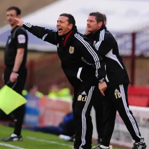 Derek McInnes Motivates Bristol City at Barnsley Championship Game, 2011