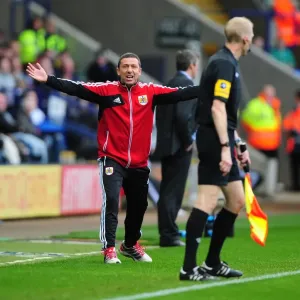 Derek McInnes Urges On Bristol City During Tense Championship Clash Against Bolton Wanderers Derek McInnes Urges On Bristol City During Tense Championship Clash Against Bolton Wanderers