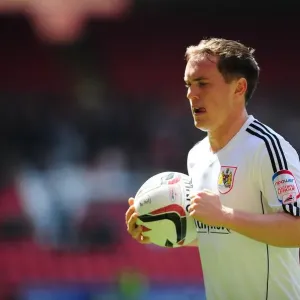 Determined Neil Kilkenny Rallies Bristol City Against Charlton Athletic, May 2013 Determined Neil Kilkenny Rallies Bristol City Against Charlton Athletic, May 2013