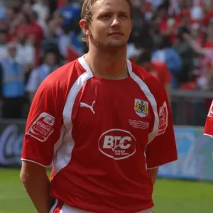 Euphoria Unleashed: Lee Trundle's Thrilling Championship Promotion Moment (Bristol City Play-Off Final)