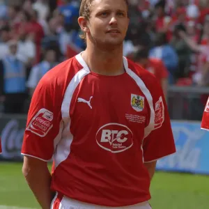 Euphoria at Wembley: Lee Trundle's Unforgettable Promotion Moment with Bristol City