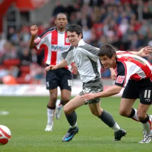 Football Battle: Ivan Sproule Fights for Victory - Southampton vs. Bristol City Football Battle: Ivan Sproule Fights for Victory - Southampton vs. Bristol City