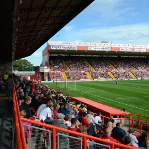 Football Rivalry: Bristol City vs Portsmouth - Season 11-12