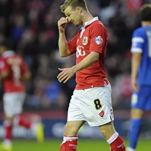 Frustration for Wade Elliott: Bristol City's Struggle Against Leyton Orient in Sky Bet League One