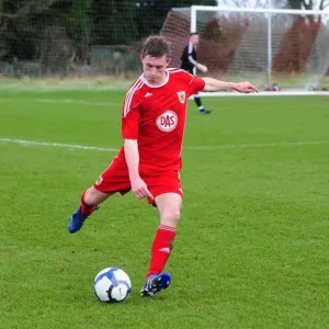 Stelle Futuri in Confronto: Un'Osservazione sul Primo Squadra della Prossima Stagione - Bristol City U18 contro Tottenham Hotspur U18