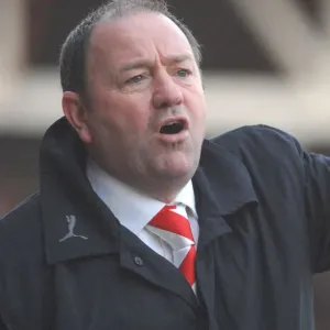 Gary Johnson in Action: Bristol City vs Blackpool
