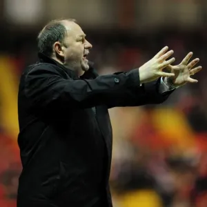 Gary Johnson: Bristol City Manager Leading the Championship Charge (2010) Gary Johnson: Bristol City Manager Leading the Championship Charge (2010)