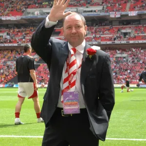 Gary Johnson célébre la promotion : le Bristol City remporte les finales de play-off
