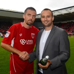 Gary O'Neil Receives Man of the Match Award vs Newcastle United (Bristol City 2016)