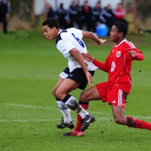 A Glimpse into the Future: Bristol City U18 vs. Tottenham Hotspur U18 - Season 10-11