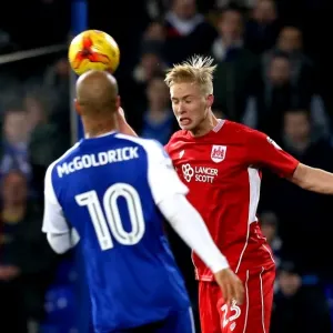Hordur Magnusson Heads the Ball: Ipswich Town vs. Bristol City, Sky Bet Championship (December 2016)