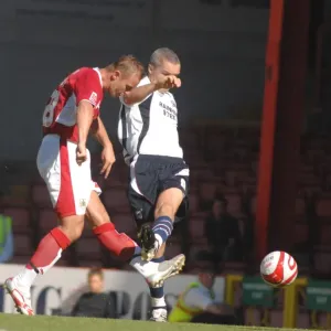 Intense Action: Lee Trundle vs Scunthorpe United (Bristol City vs Scunthorpe Utd)