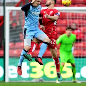 Intense Aerial Clash: Bailey Wright vs. Danny Ward Intense Aerial Clash: Bailey Wright vs. Danny Ward