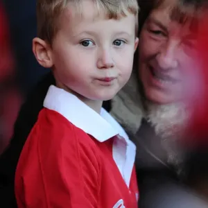 Intense Football Action: Bristol City vs Crawley Town, Sky Bet League One (December 13, 2014)