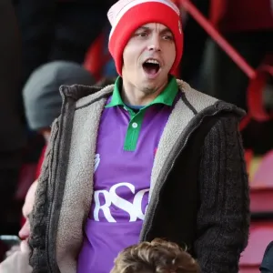 Intense Football Action: Bristol City vs Crawley Town, Sky Bet League One (December 13, 2014)