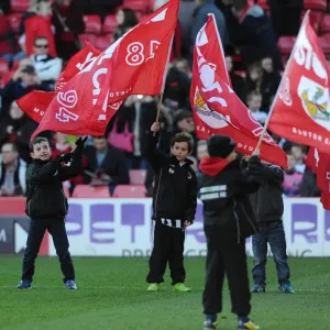 Intense Football Action: Bristol City vs Crawley Town, Sky Bet League One (December 13, 2014)