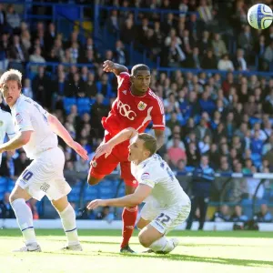 Intense League Cup Showdown: Marvin Elliott vs. Becchio and Somma (Leeds United vs. Bristol City) Intense League Cup Showdown: Marvin Elliott vs. Becchio and Somma (Leeds United vs. Bristol City)