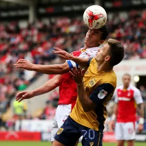 Jamie Paterson Battles for a Header: Rotherham United vs. Bristol City, Sky Bet Championship