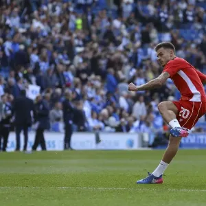 Jamie Paterson Print - Bristol City Footballer in Warm-Up Jamie Paterson Print - Bristol City Footballer in Warm-Up
