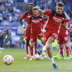 Jamie Paterson Print - Bristol City FC Sky Bet Championship Action Photo Jamie Paterson Print - Bristol City FC Sky Bet Championship Action Photo