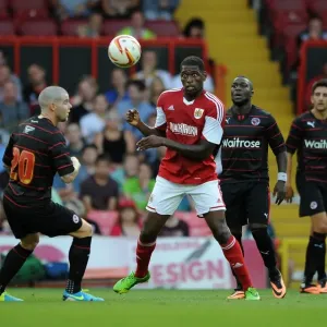 Jay Emmanuel-Thomas in Action: Bristol City vs. Reading
