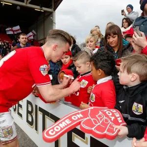 Joe Bryan Meets Young Fans Print - Bristol City FC