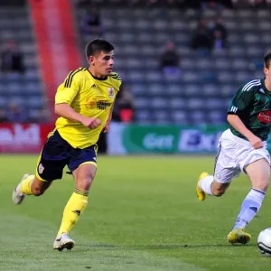 Joe Edwards in Action: Bristol City vs. Plymouth Argyle Joe Edwards in Action: Bristol City vs. Plymouth Argyle