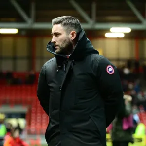 Johnson's Bristol City Take on Fulham in Sky Bet Championship Showdown, 2017 Johnson's Bristol City Take on Fulham in Sky Bet Championship Showdown, 2017
