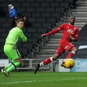 Jonathan Kodjia Scores the Second Goal: 2-0 for Bristol City against Milton Keynes Dons (2016 Sky Bet Championship)
