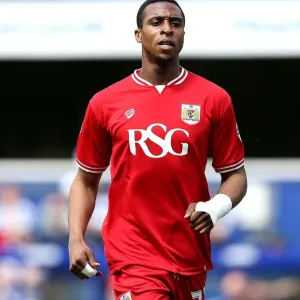 Jonathan Kodjia's Determined Performance: Queens Park Rangers vs. Bristol City, 07-05-2016