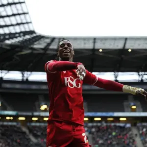 Jonathan Kodjia's Double Strike: Milton Keynes Dons vs. Bristol City, Sky Bet Championship 2015-2016