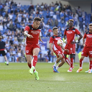 Josh Brownhill of Bristol City Warms Up Ahead of Brighton and Hove Albion Clash
