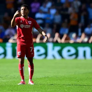 Korey Smith in Action: Bristol City vs. Wolverhampton Wanderers, Sky Bet Championship (April 8, 2017) - Ashton Gate