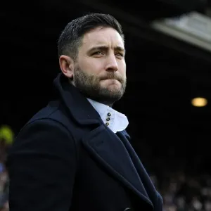 Lee Johnson Leads Bristol City at The City Ground Print