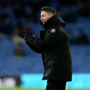Lee Johnson Leads Bristol City at Turf Moor Print Lee Johnson Leads Bristol City at Turf Moor Print