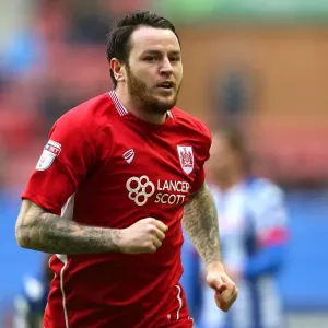 Lee Tomlin in Action: Wigan Athletic vs. Bristol City, Sky Bet Championship (March 11, 2017)