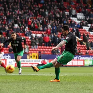 Lee Tomlin Scores Penalty Print: Bristol City vs Charlton Athletic