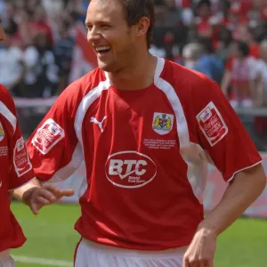 Lee Trundle's Euphoric Moment: Celebrating Promotion to Championship with Bristol City (Play Off Final)