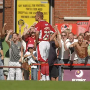 Lees Spannendes Handlung - Ein Hervorragender Moment im Spiel zwischen Bristol City und Scunthorpe United Lees Spannendes Handlung - Ein Hervorragender Moment im Spiel zwischen Bristol City und Scunthorpe United