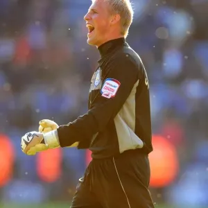 Leicester City Celebrates Championship Win Over Bristol City: Kasper Schmeichel's Triumphant Moment Leicester City Celebrates Championship Win Over Bristol City: Kasper Schmeichel's Triumphant Moment