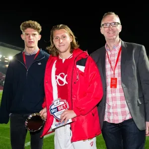 Luke Freeman Print: Bristol City Man of the Match Celebration Luke Freeman Print: Bristol City Man of the Match Celebration