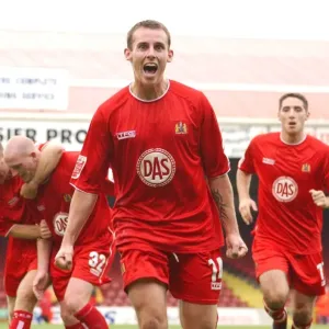 Luke Wilkshire Print Bristol City FC 2004-05 Action Photo Luke Wilkshire Print Bristol City FC 2004-05 Action Photo