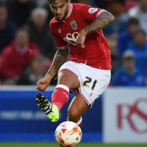 Marlon Pack in Action: Bristol City vs Leeds United at Ashton Gate Stadium, 2015 Marlon Pack in Action: Bristol City vs Leeds United at Ashton Gate Stadium, 2015