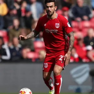 Marlon Pack of Bristol City in Action Against Queens Park Rangers, Sky Bet Championship, Ashton Gate, Bristol, England - 14/04/2017