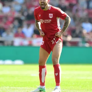 Marlon Pack of Bristol City vs. Wolverhampton Wanderers in Sky Bet Championship Action at Ashton Gate, April 2017