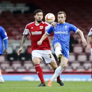 Marlon Pack vs. Charlie Lee: Intense Midfield Battle at Ashton Gate - Bristol City vs. Gillingham, Sky Bet League One