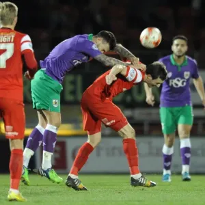 Maron Pack of Bristol City and David Mooney of Leyton Orient Battle for Aerial Supremacy in Sky Bet League One Clash Maron Pack of Bristol City and David Mooney of Leyton Orient Battle for Aerial Supremacy in Sky Bet League One Clash
