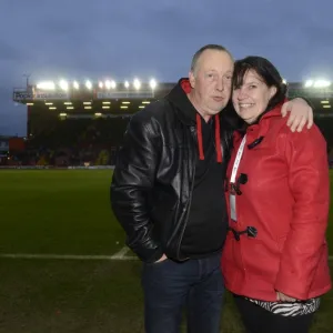 Season 14-15 Framed Print Collection: Bristol City v Yeovil Town